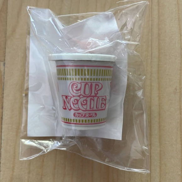 Mini Brands - Picture 3 of 3